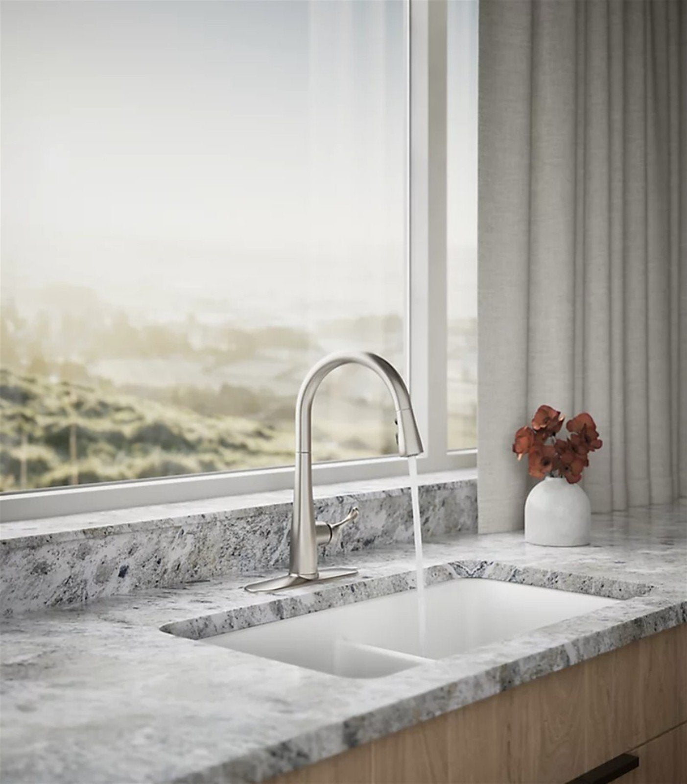 Kohler Simplice 1 Hole Pull Down Kitchen Faucet in Vibrant Stainless K-22036-VS