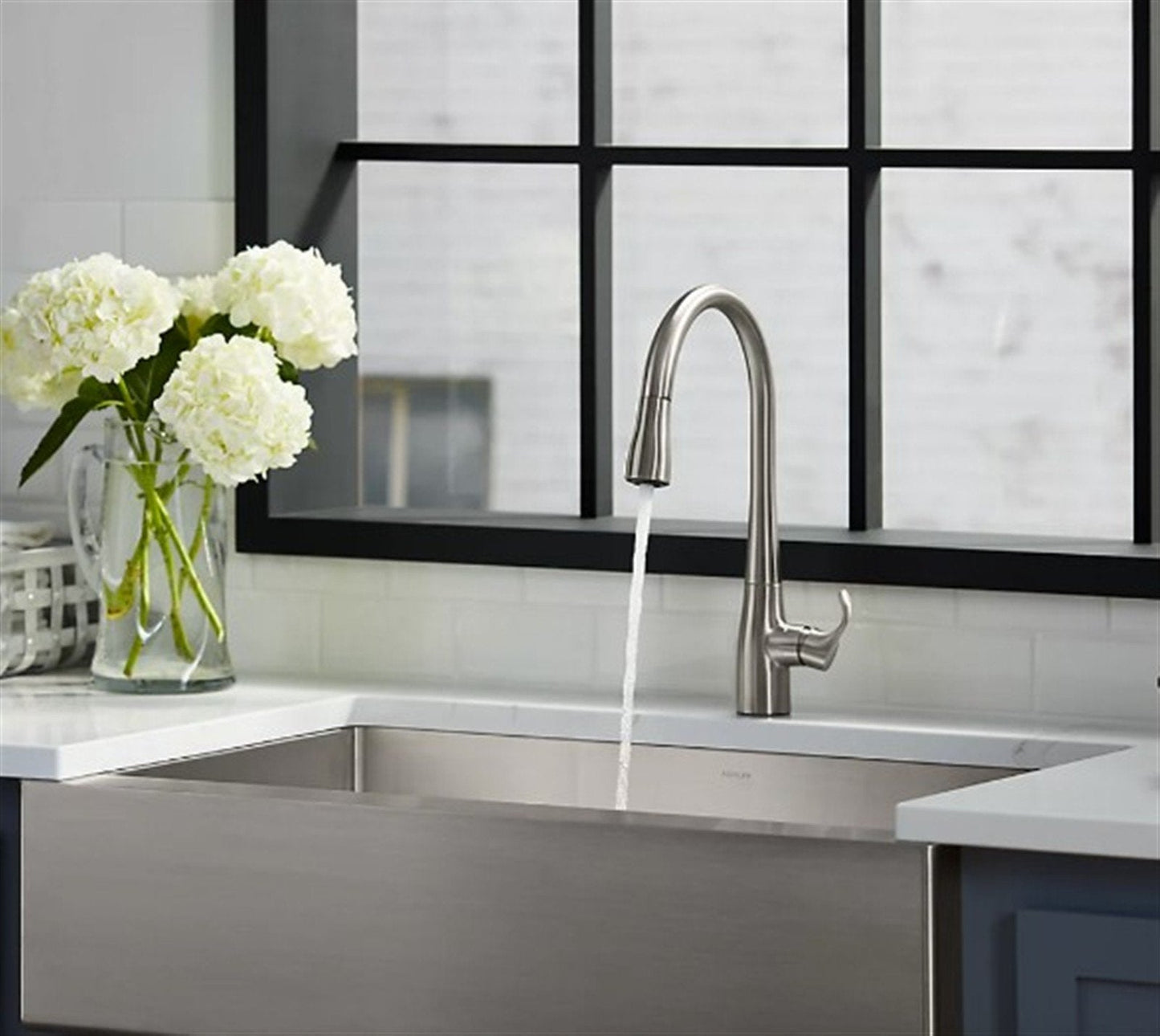 Kohler Simplice 1.5 GPM Pull Down Kitchen Faucet Matte Black K-596-BL