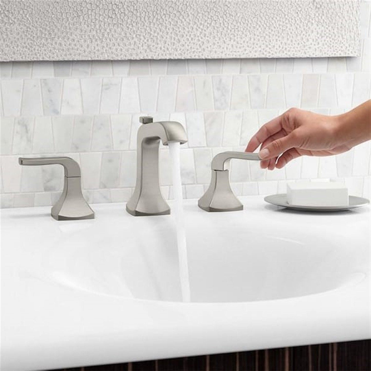 Rubicon 8 in. Widespread 2-Handle Bathroom Faucet in Vibrant Brushed Nickel