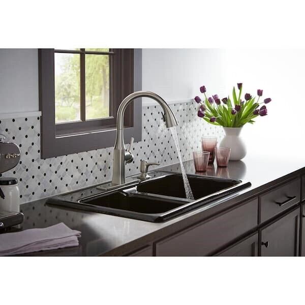 Rubicon Pull-down kitchen sink faucet Pull-down kitchen sink K-R20147-SD-VS