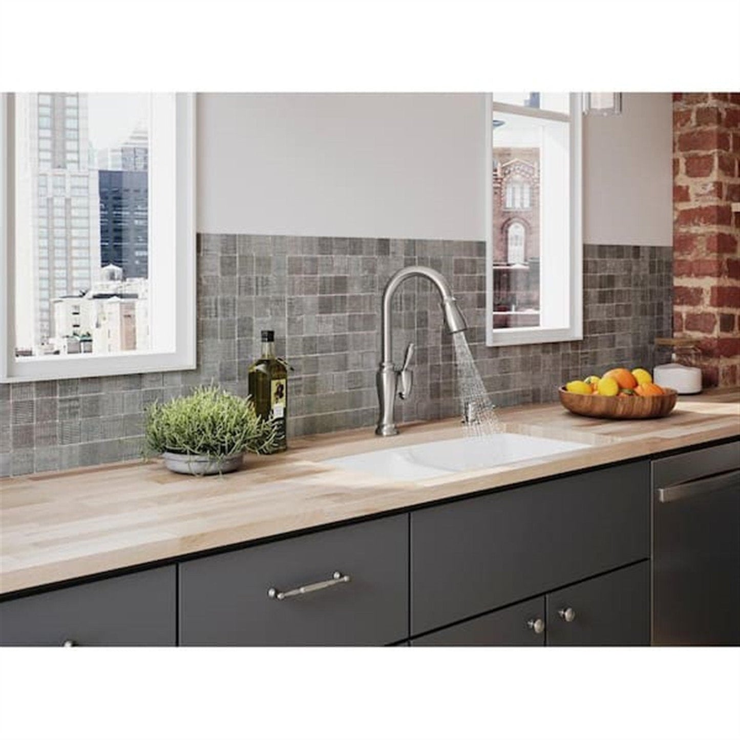 Kohler Arsdale 1 Hole Pull Down Kitchen Faucet in Vibrant Stainless K-R22970-SD-VS